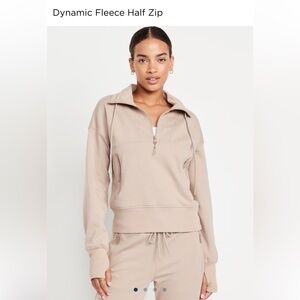 Old Navy dynamic fleece half zip in Savannah Grass - Size L